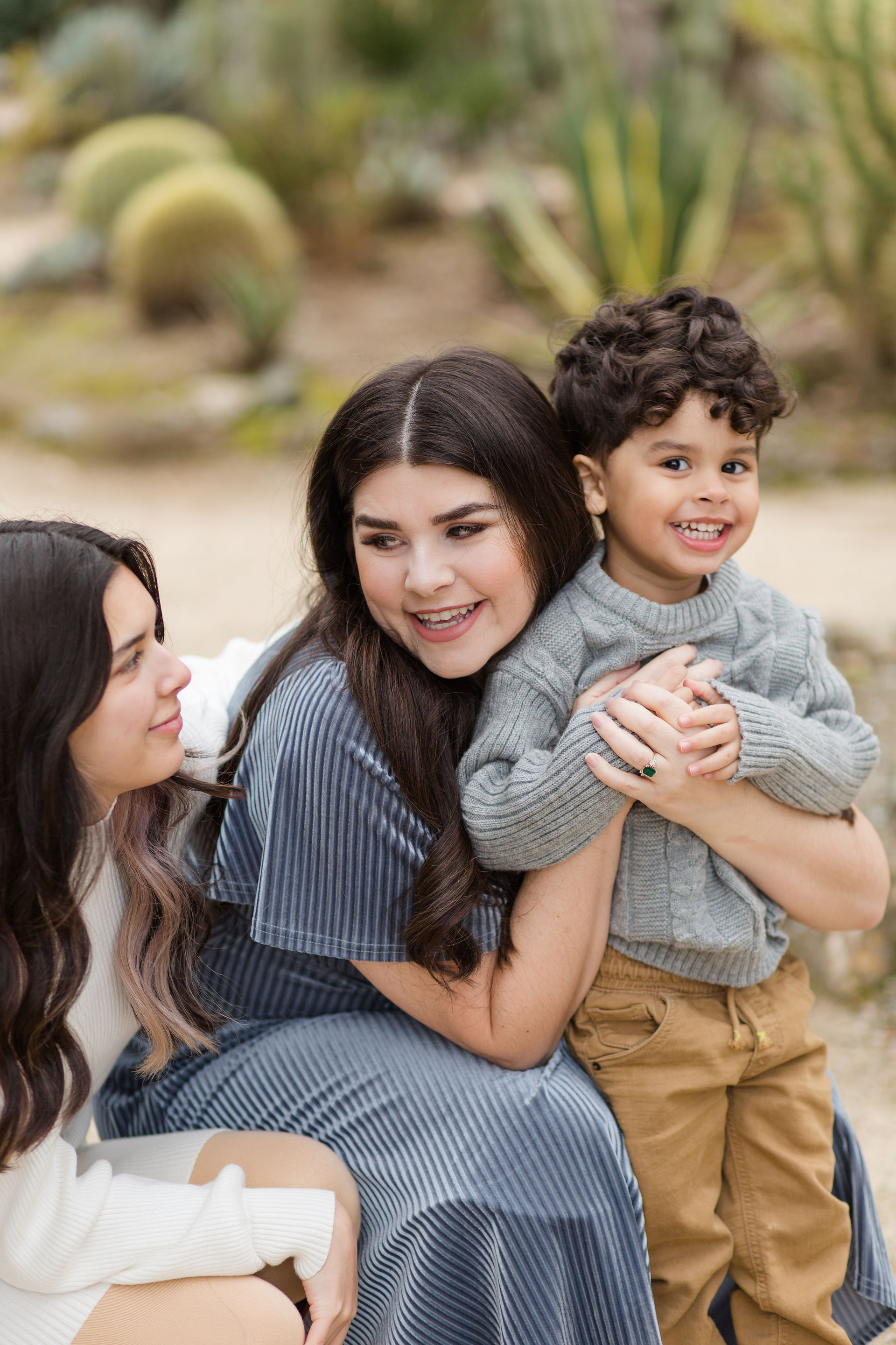 hkcreate hk create heather and kissy photography duo bay area photographers arizona cactus garden stanford family legacy photo session extended family joyful loving cute sweet light and airy 
