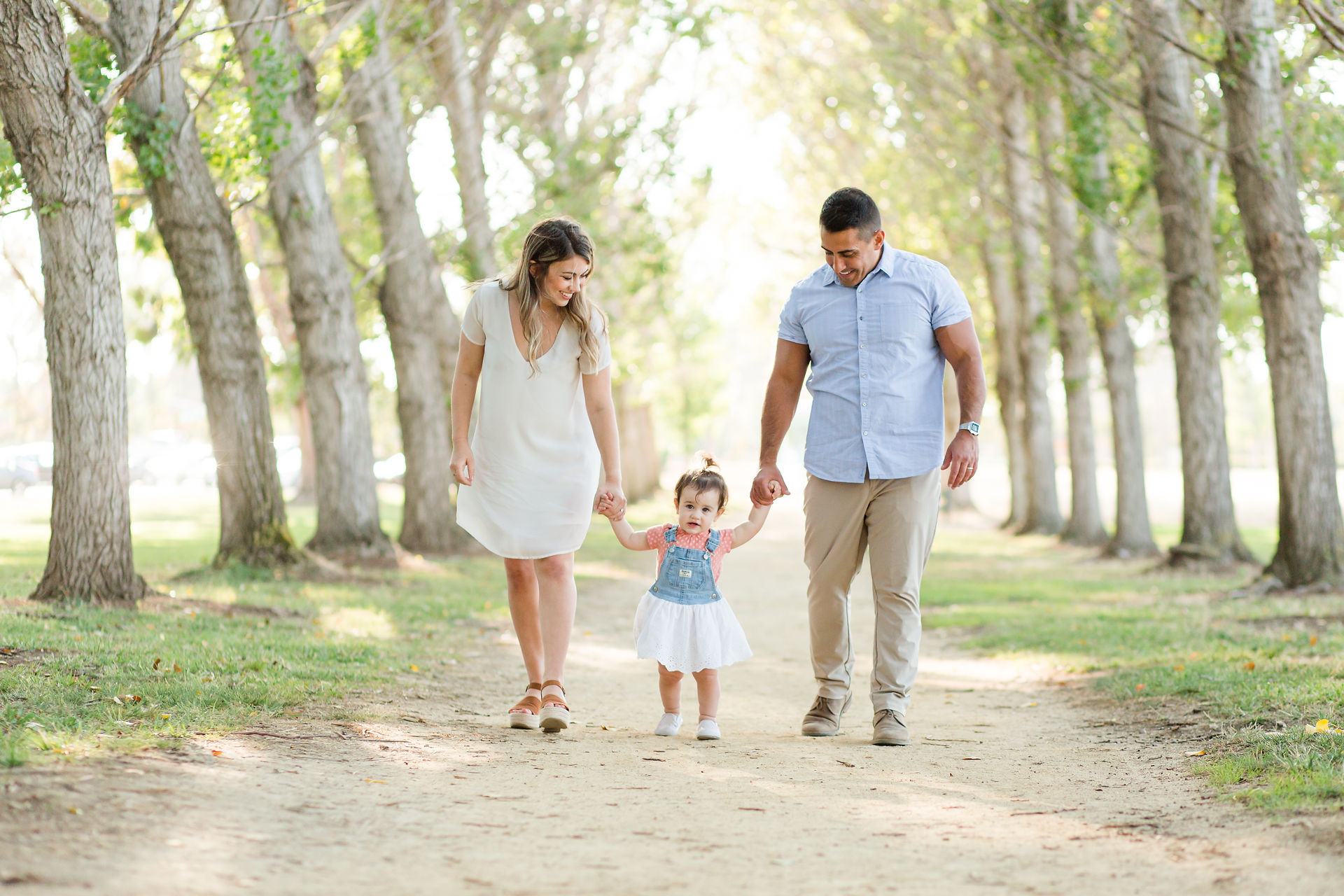 hkcreate hk create photographer photography family session legacy blue white peach color scheme light and airy joyful summer baylands park sunnyvale san jose
