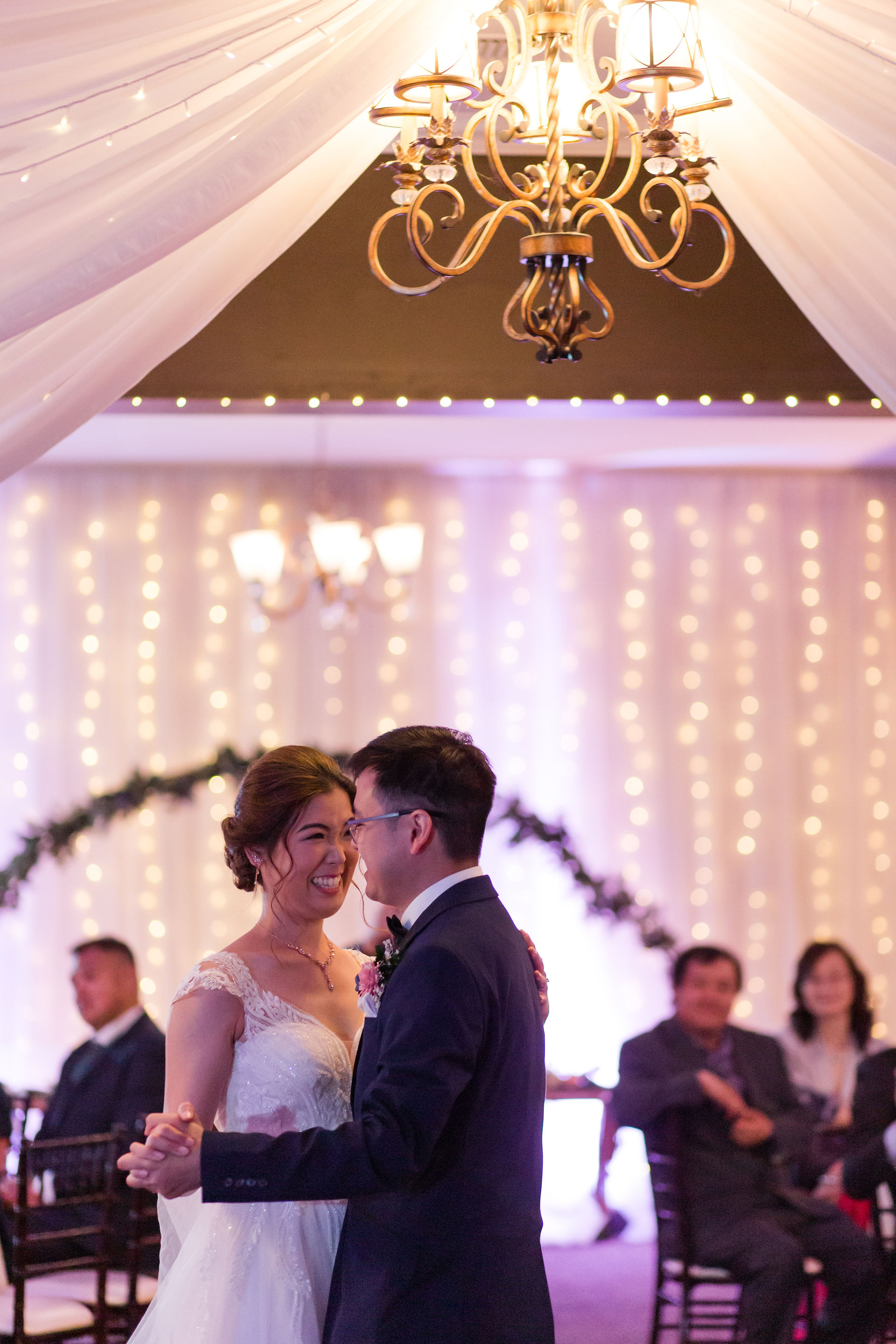 hkcreate hk create heather and kissy bay area wedding photographers photography redwood canyon wedgewood wedding couple sweet happy joyful light and airy blue pink color scheme reception bride and groom first dance