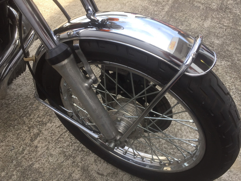 サムネイル： 【SOLD OUT】HONDA CB400FOUR 赤 逆車 408cc 初年度登録 昭和29年11月 ノンレス車 フルオリジナル車両 極上車両