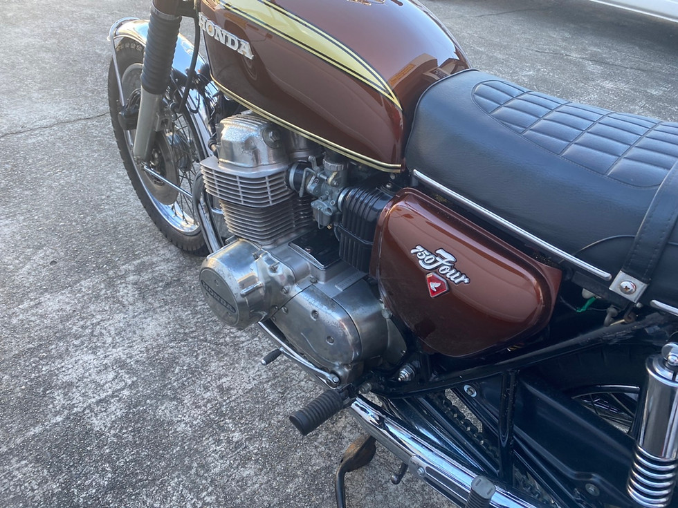 サムネイル： 【SOLD OUT】CB750FOUR K1 初期　逆車　新規登録　車検３年　フルオリジナル車両