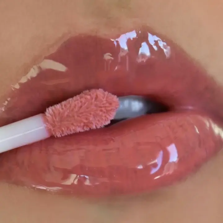 Moira lip oil thankful