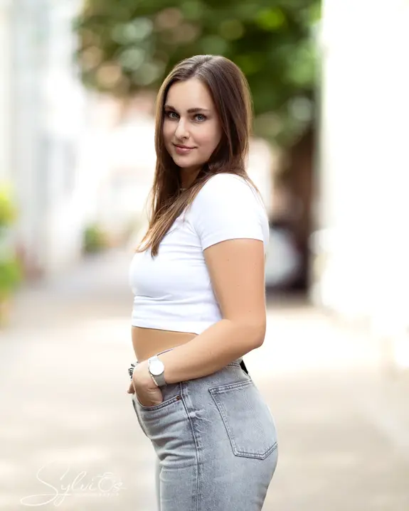 Portrait Shooting einer Frau im natürlichen Licht in Heidelberg