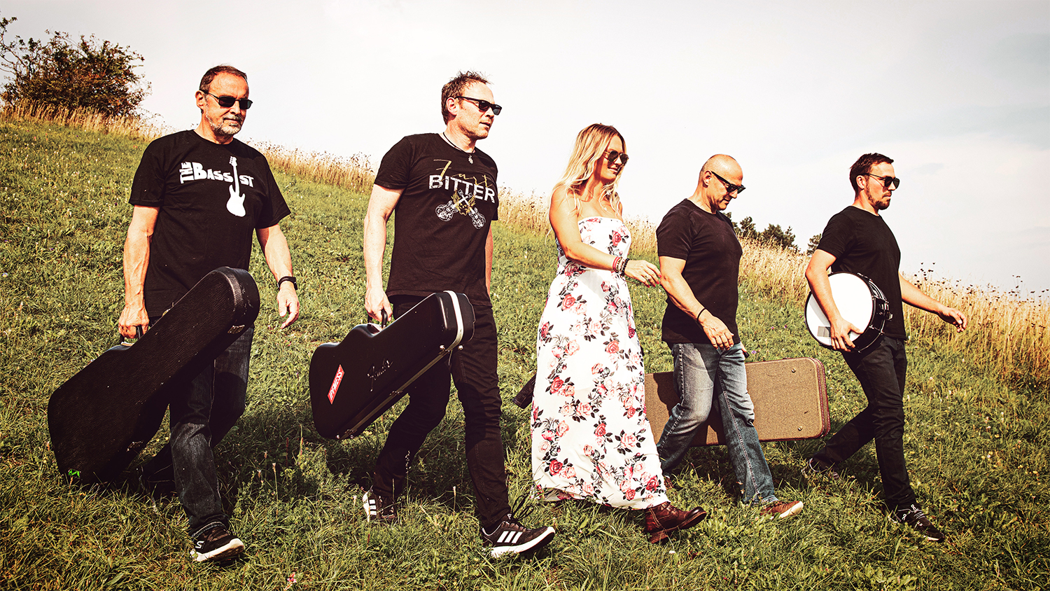 Band auf Weg zum Live-Konzert