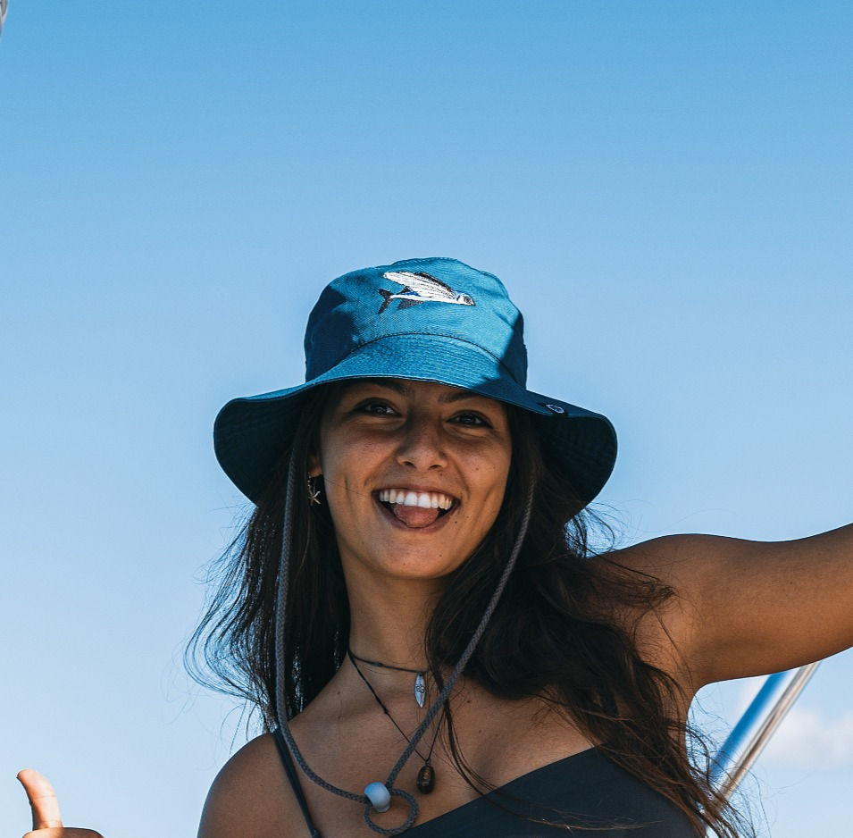 Thumbnail: Beach Hat Flying Fish - mur 1200