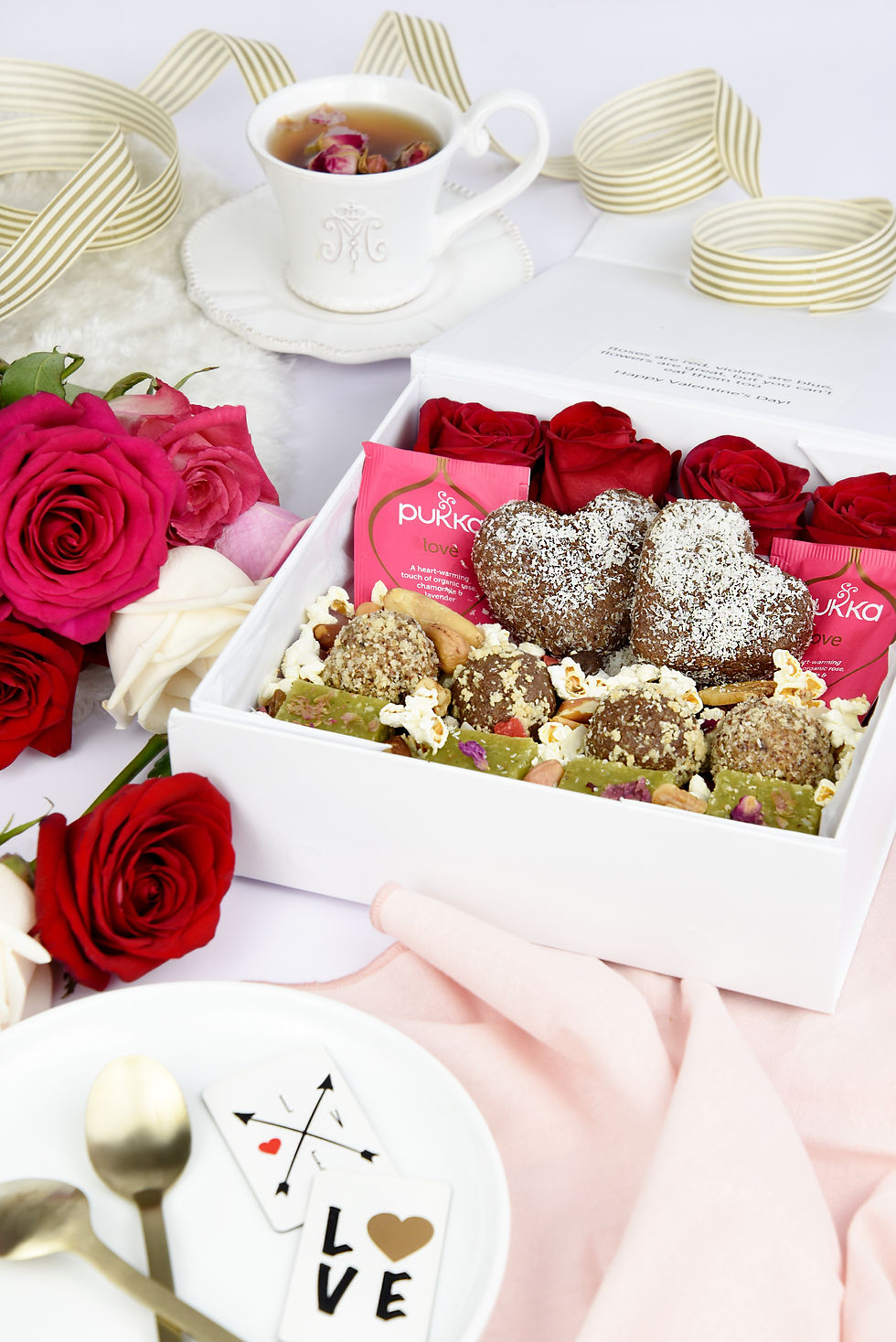 Valentine Gift Box | Treat'Em