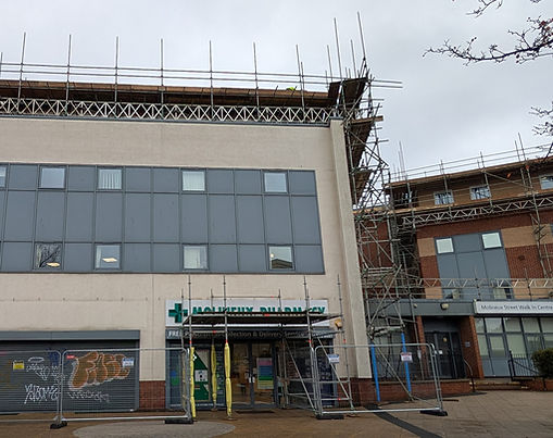 External access scaffolding installed at Molineux Health Centre, Newcastle, enabling urgent roof repairs while the NHS facility remained fully operational.