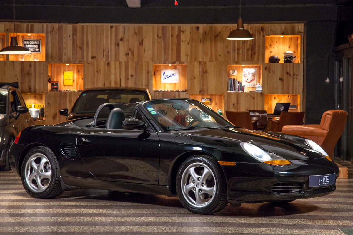 PORSCHE BOXSTER