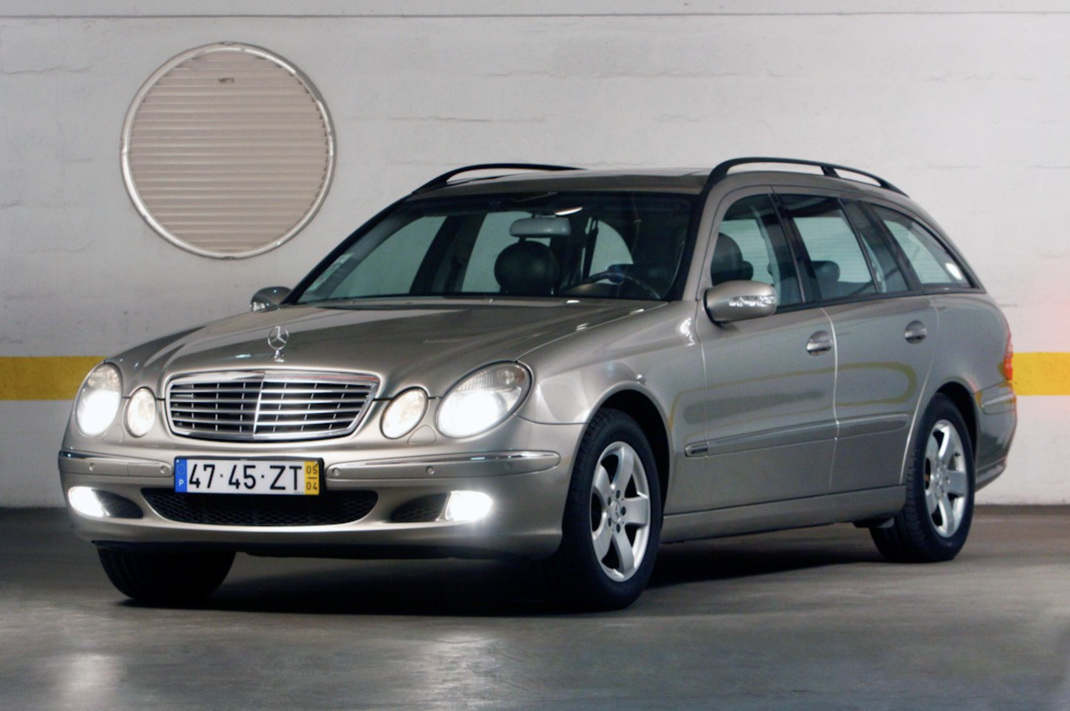 MERCEDES-BENZ E270 CDI