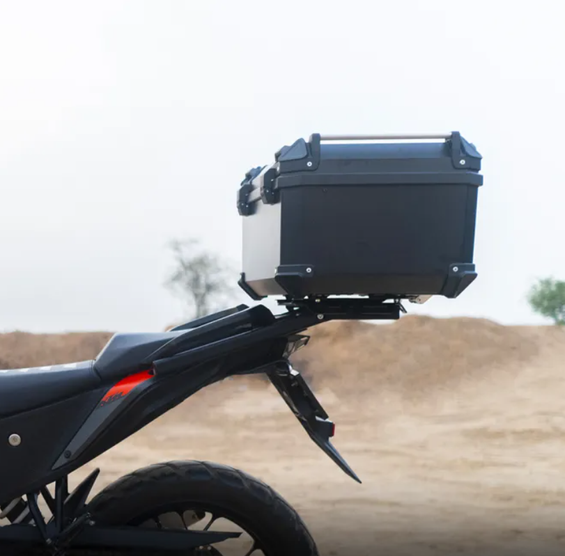 Thumbnail: Zana Universal ABS Plastic Top Box (58L)