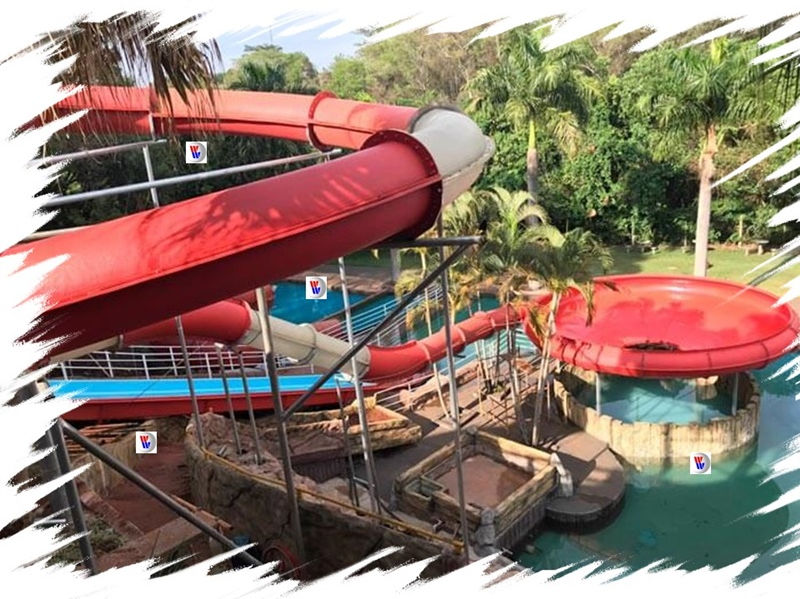 tuboagua com uma pista e funil.JPG