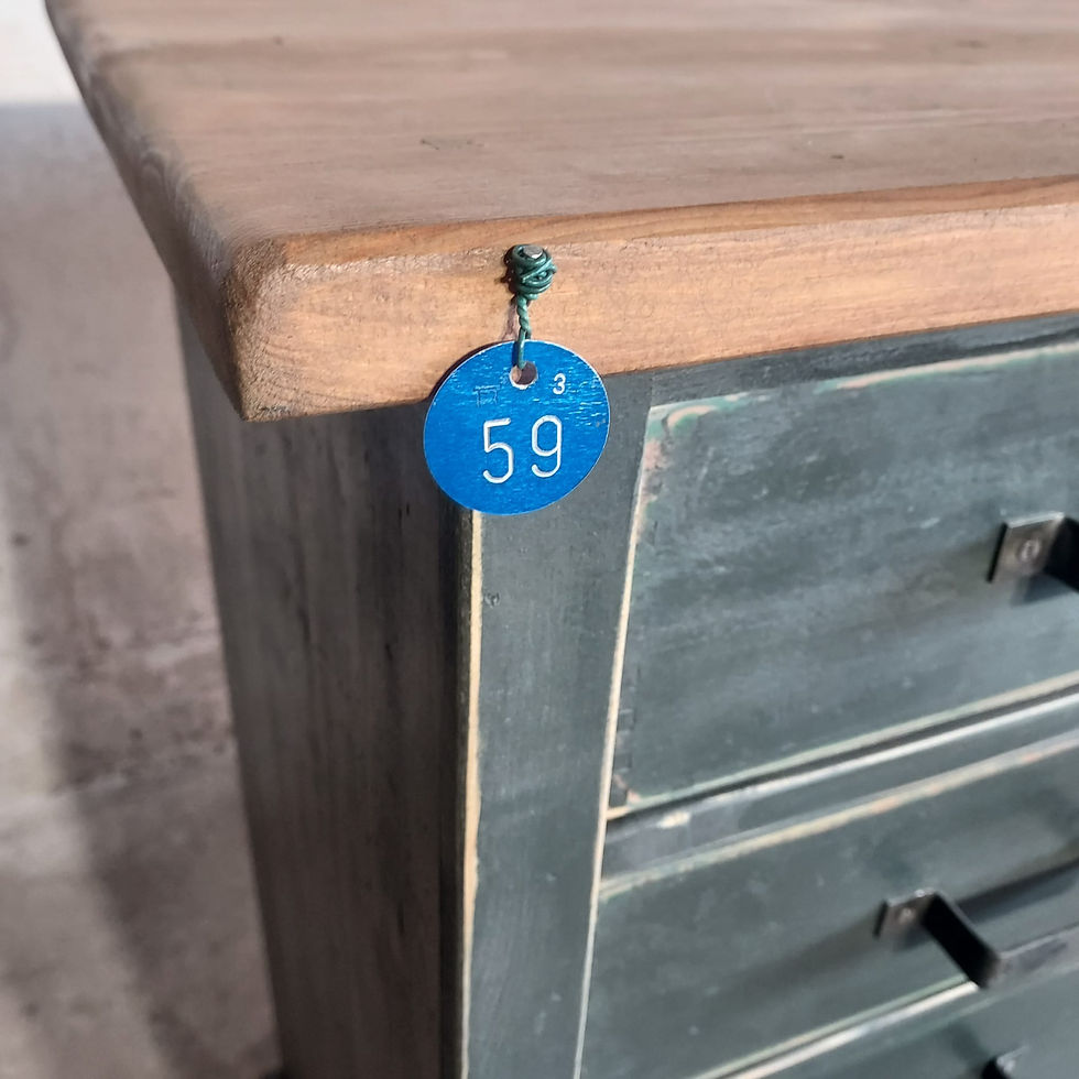 Miniatura: No. 59/3 - Regál s 18 zásuvkami