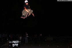 MAX JUMP ROLLERBLADE.jpg