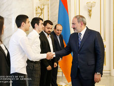 Վարչապետը հաջողություն է մաղթել «Հայկական արծիվներ» շախմատային թիմի անդամներին
