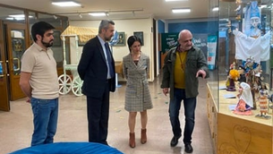 ՀՀ ԿԳՄՍ նախարարը ծանոթացել է տիկնիկային թատրոնում իրականացված բարեփոխումների ծրագրին