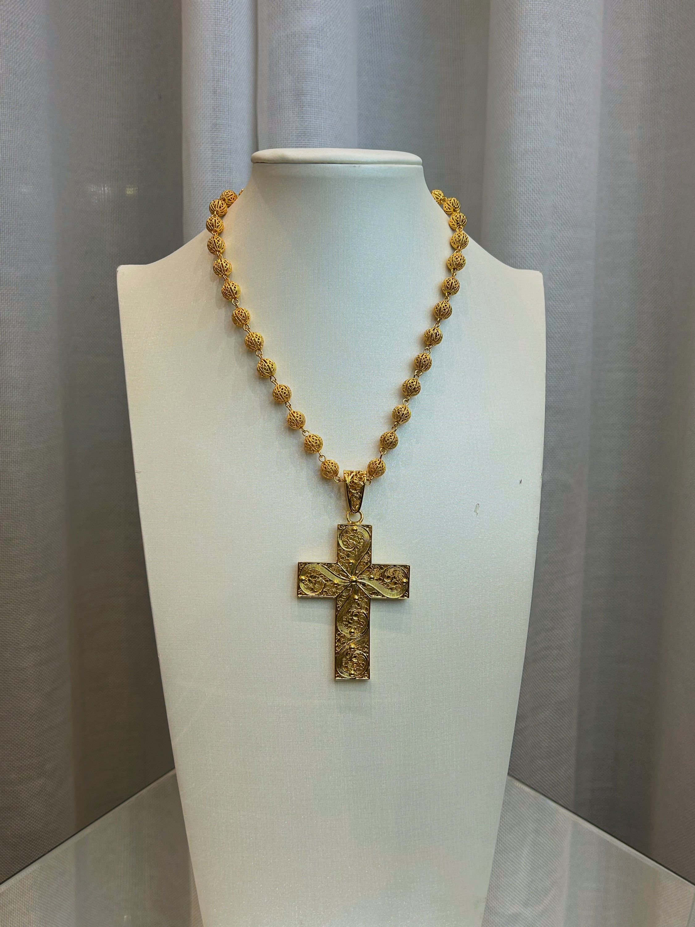 Collier Christine