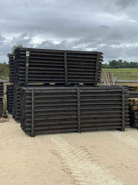 Demi rond 3m diamètre  12 Dura 12 , Harmonie Equine, location vl chevaux, Location camion vl chevaux, litière chevaux copeaux, Litière copeaux de bois pour chevaux, clôture chevaux, clôture chevaux bois, Clôture bois pour chevaux, abris bois chevaux, Abris bois pour chevaux, barriere anglaise, Barriere anglaise bois
