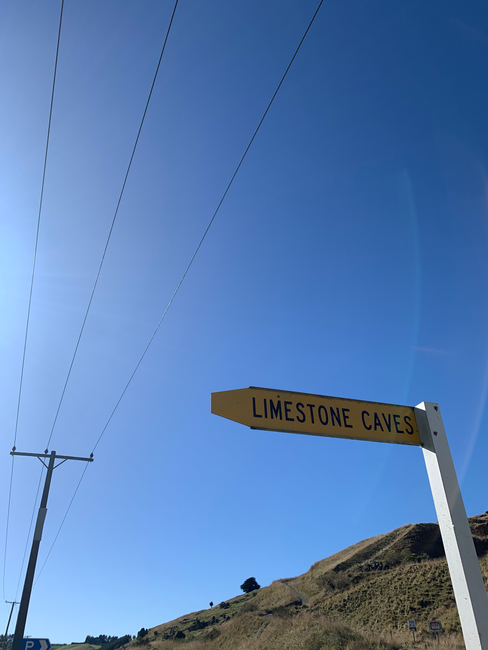Clifden caves signpost