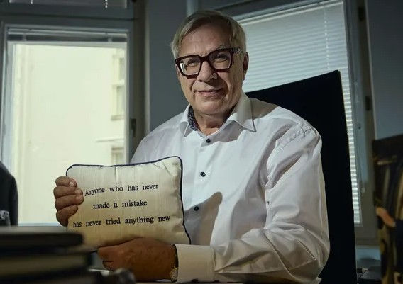 OTK Peter Fagernäs, Oy Hermitage Ab hallituksen puheenjohtaja ja investointipankkiiri