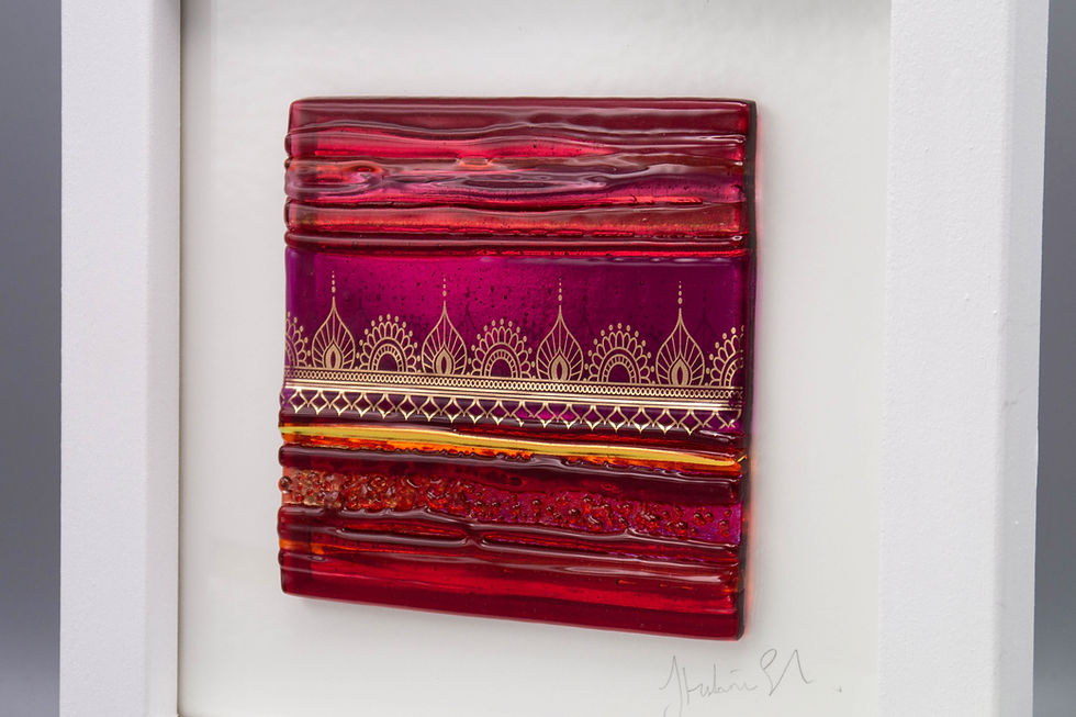 Thumbnail: INDIAN SUMMERS - Pink