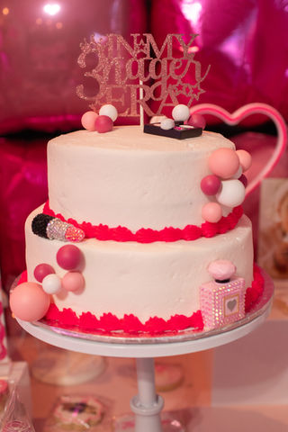 custom decorated birthday cake