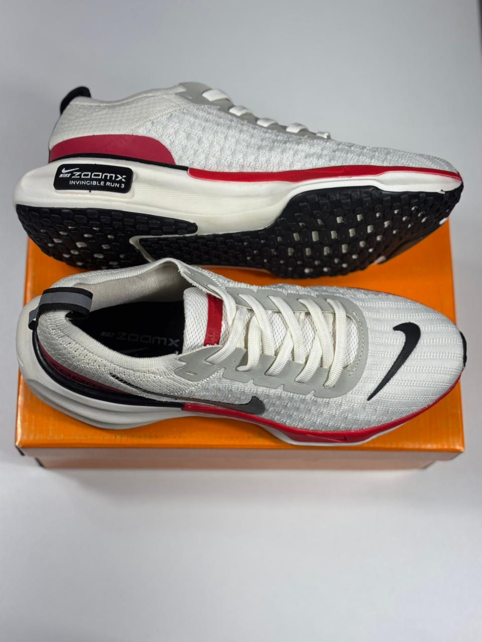 Miniatura: NIKE ZOOM X 