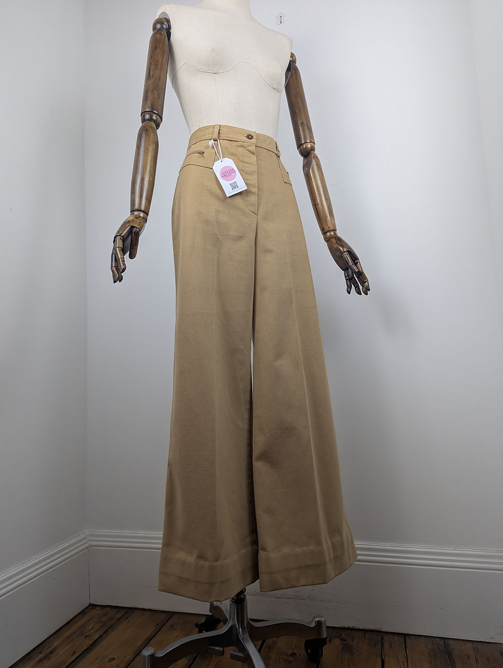Thumbnail: Amazing Vintage 1970s Trouser Suit 