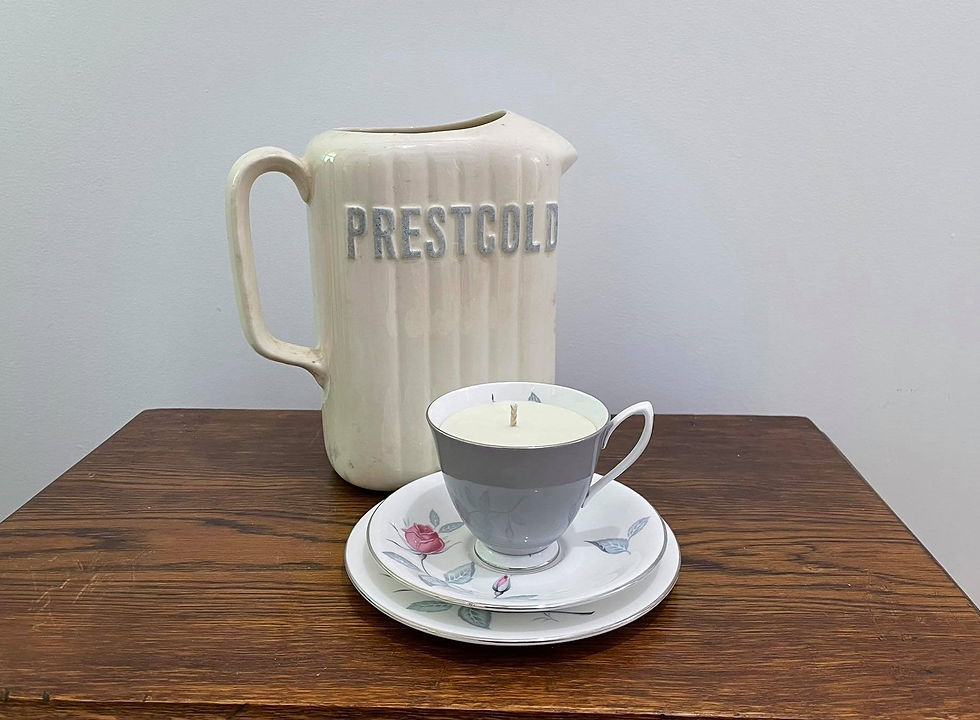 Cup and saucer set (grey) v2