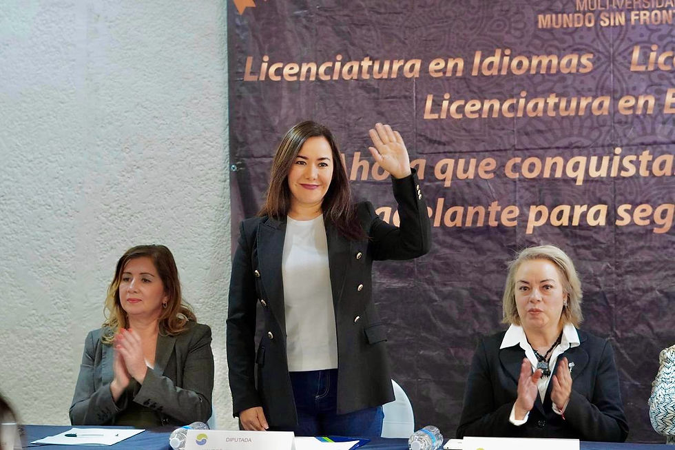 DIPUTADA HAYDEÉ REYES DESTACA LOGROS EN CEREMONIA DE GRADUACIÓN DE LA MULTIVERSIDAD