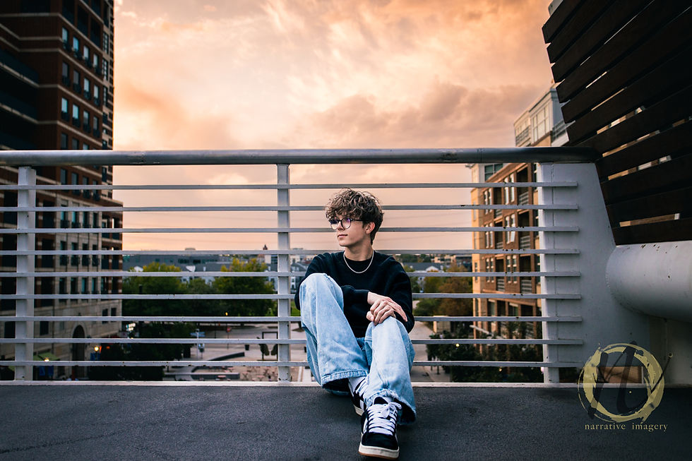 Thornton Senior Photographer