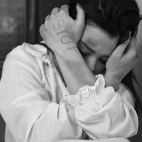 VIOLENCIA HACIA LAS MUJERES