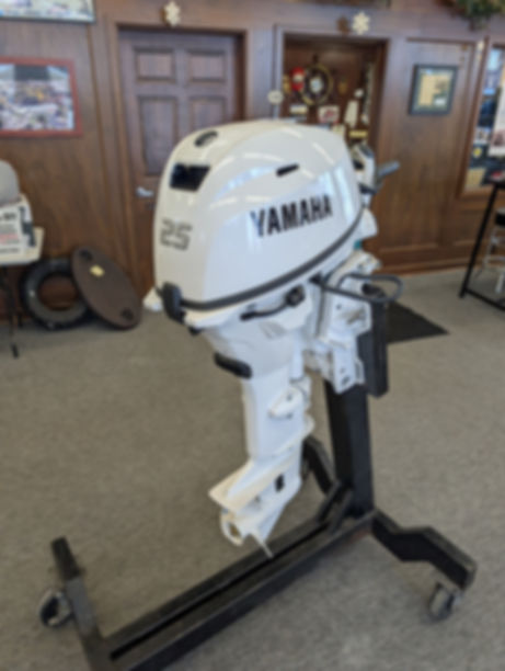 New Yamaha Outboard 25HP Pearl White