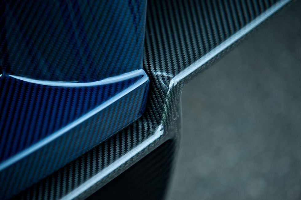 supercars-carbon-fiber-zmk3f6k0ya4z87f4.jpg