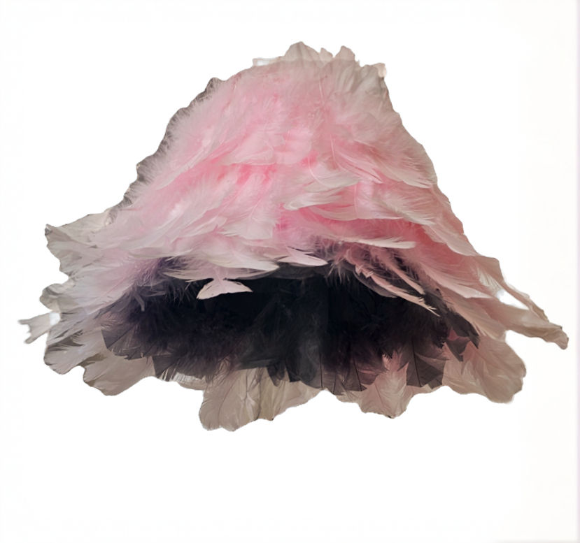 Pantalha Cônica de Penas Rosa e cinza - 30X17X20cm