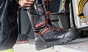 botas de combate rosenbauer.jpg