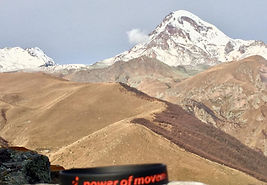 Kazhbeg (5000m).jpg