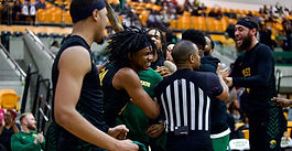 Norfolk State freshman Chris Fields Jr. scores career-high 31 points in record-breaking win