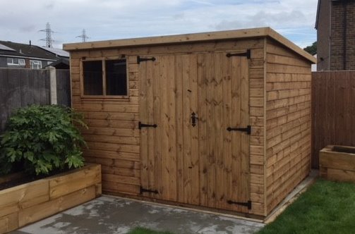 10' x 8' Premier Pent