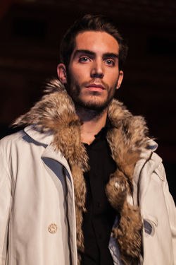 Desfile | Manero & Co. | Centro difusor de la piel | Hostelería Salamanca      