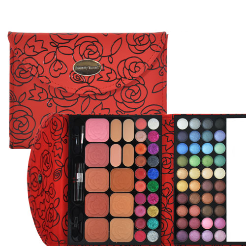 Beauty Treats Roses are Red Purse Set