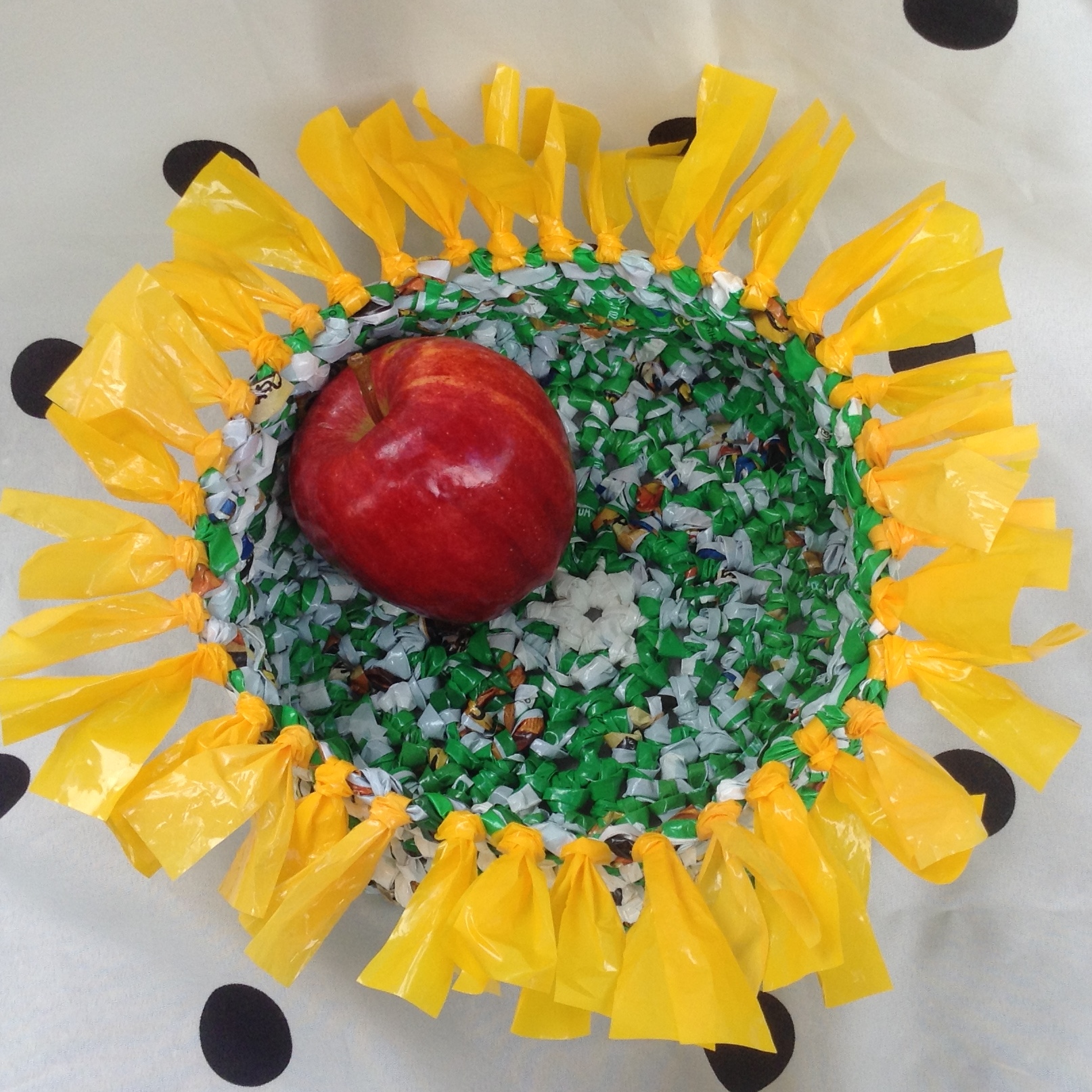 Sunburst Plarn Basket