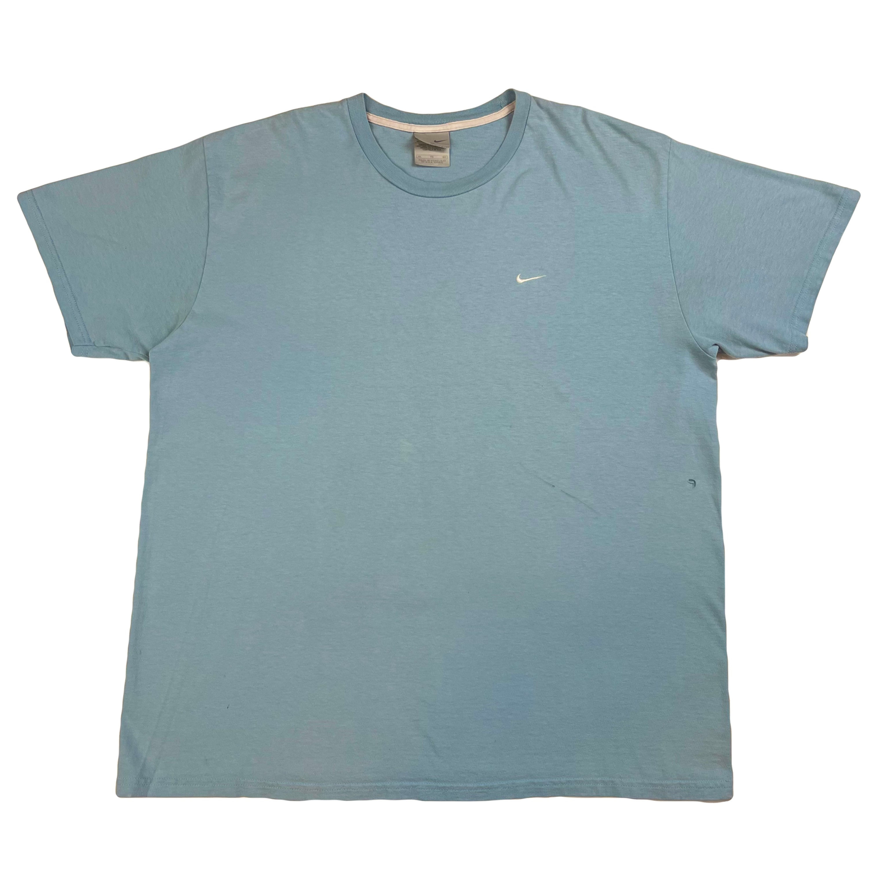 2000s Nike Swoosh T-Shirt Size XL Baby Blue