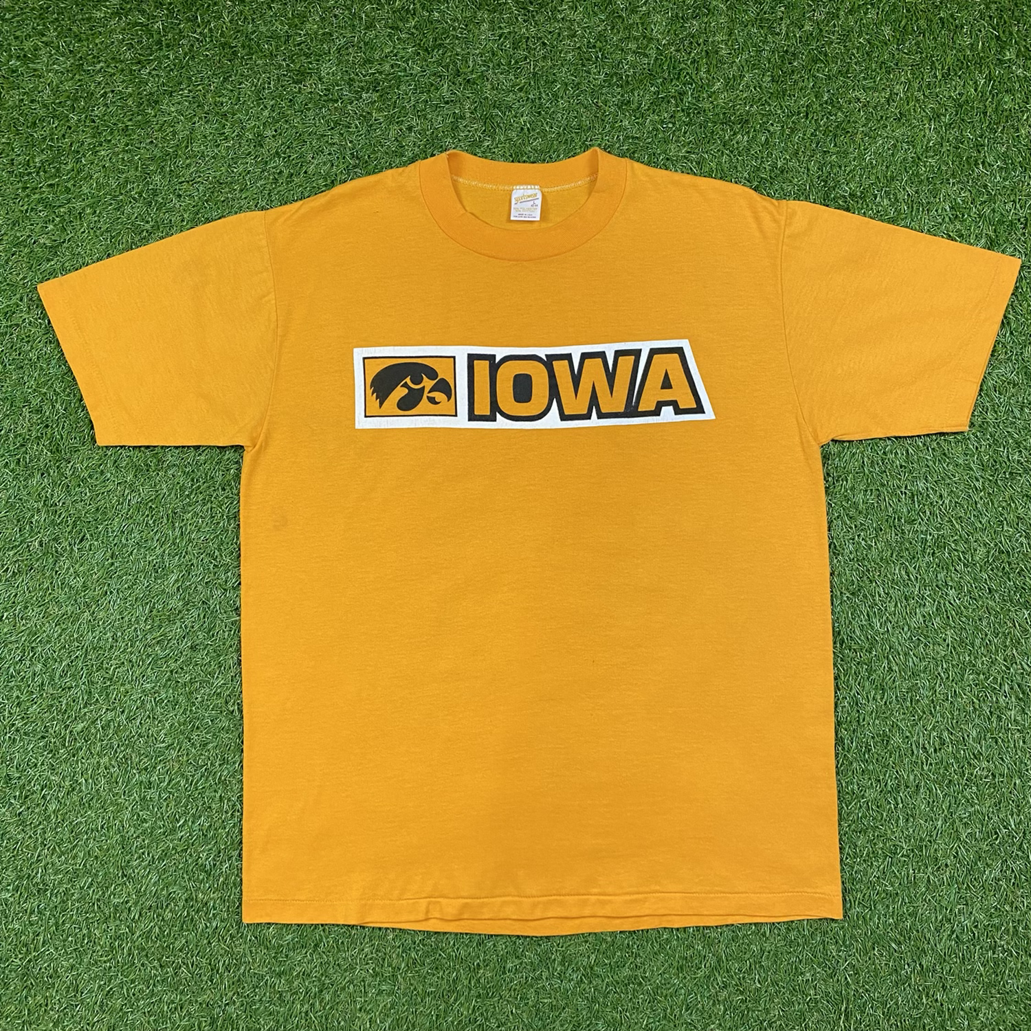 80s Iowa Hawkeyes Spellout T-Shirt Size L