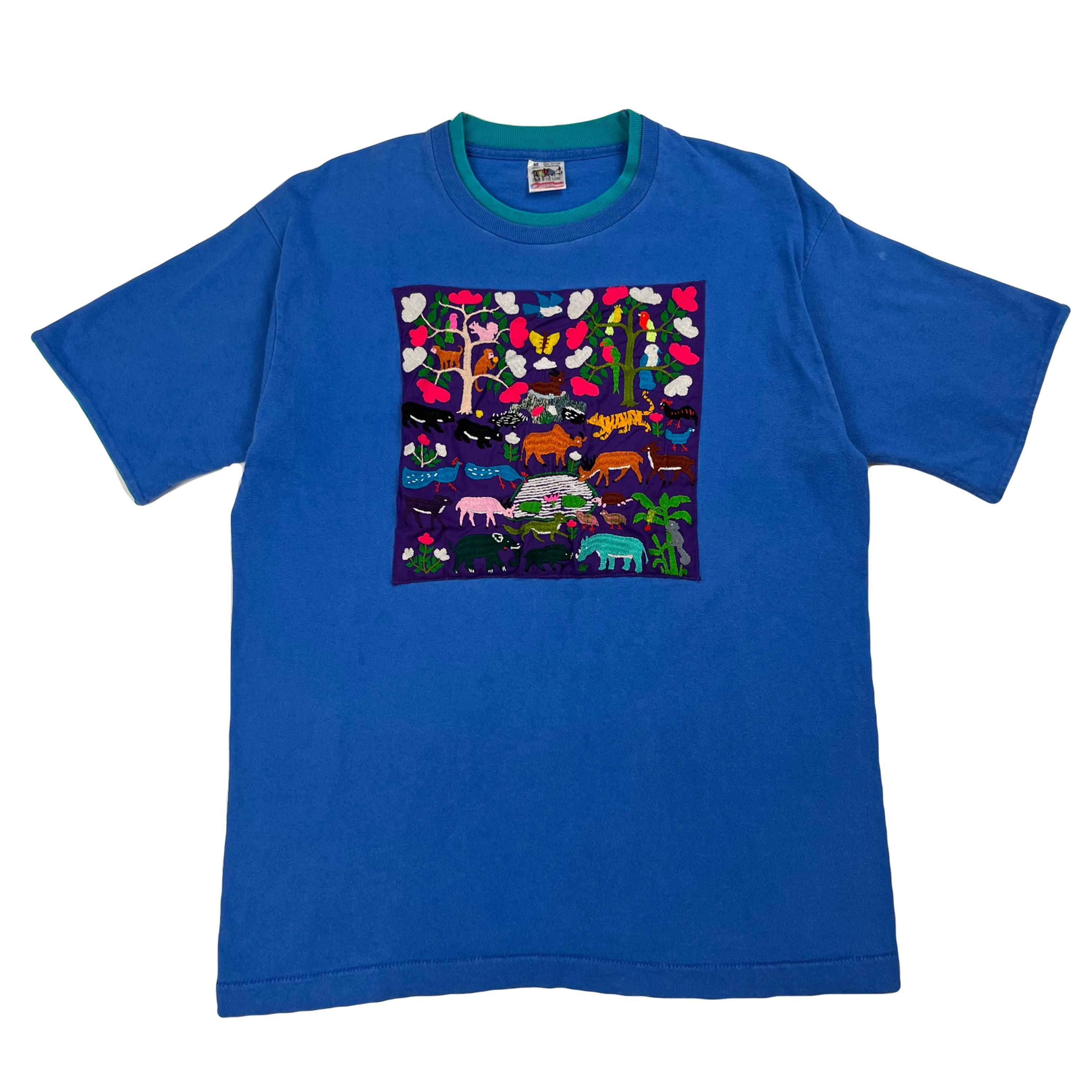 90s Animal Nature Embroidered T-Shirt Size M