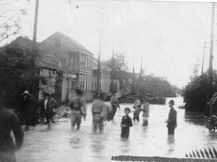 How to Salvage Documents, Photographs and Books After the Water is Gone
