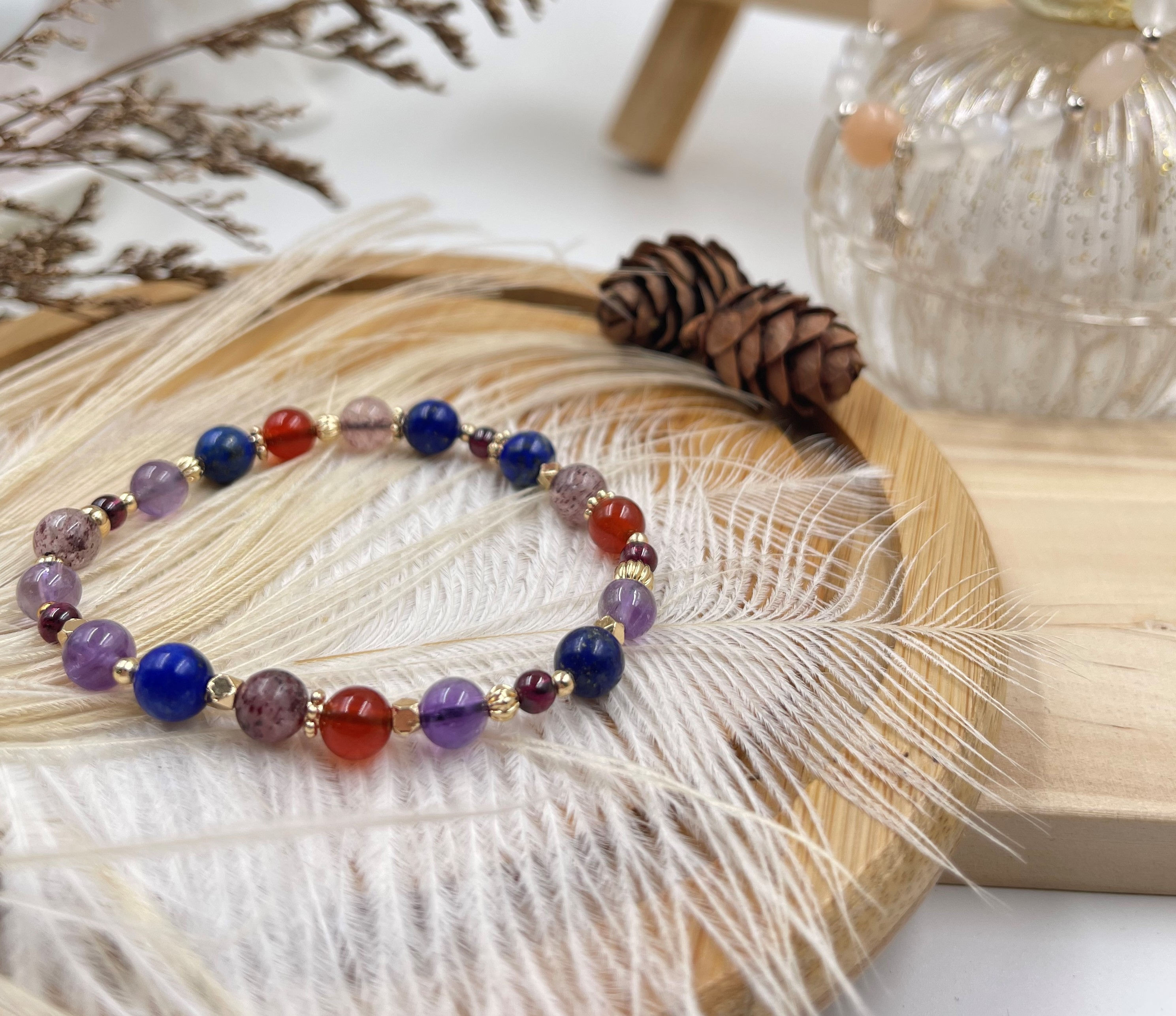 果子。《紫水晶·老礦草莓晶·青金石·石榴晶·瑪瑙》⁣⁣⁣