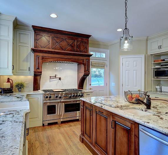 43a379_4e4ecbc34e7246bc82fb022037b9d4e2_