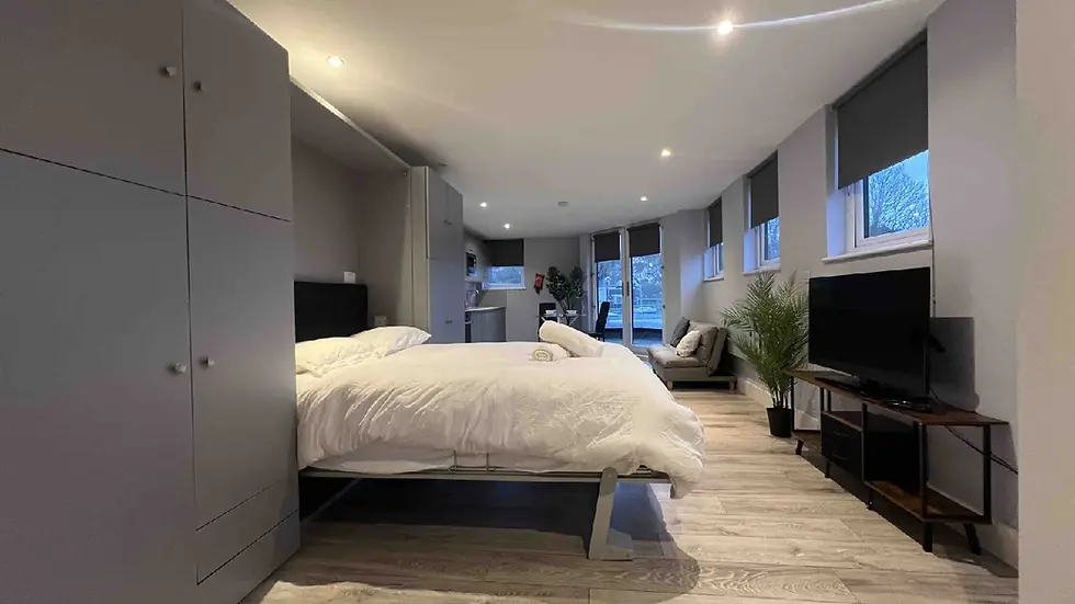 Stunning Studio Flat For Short-Let.webp