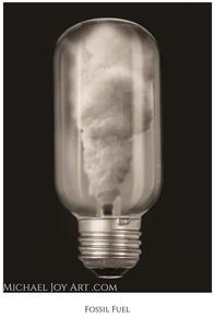 Greyscale photo of a lightbulb:  Donna  Fuss