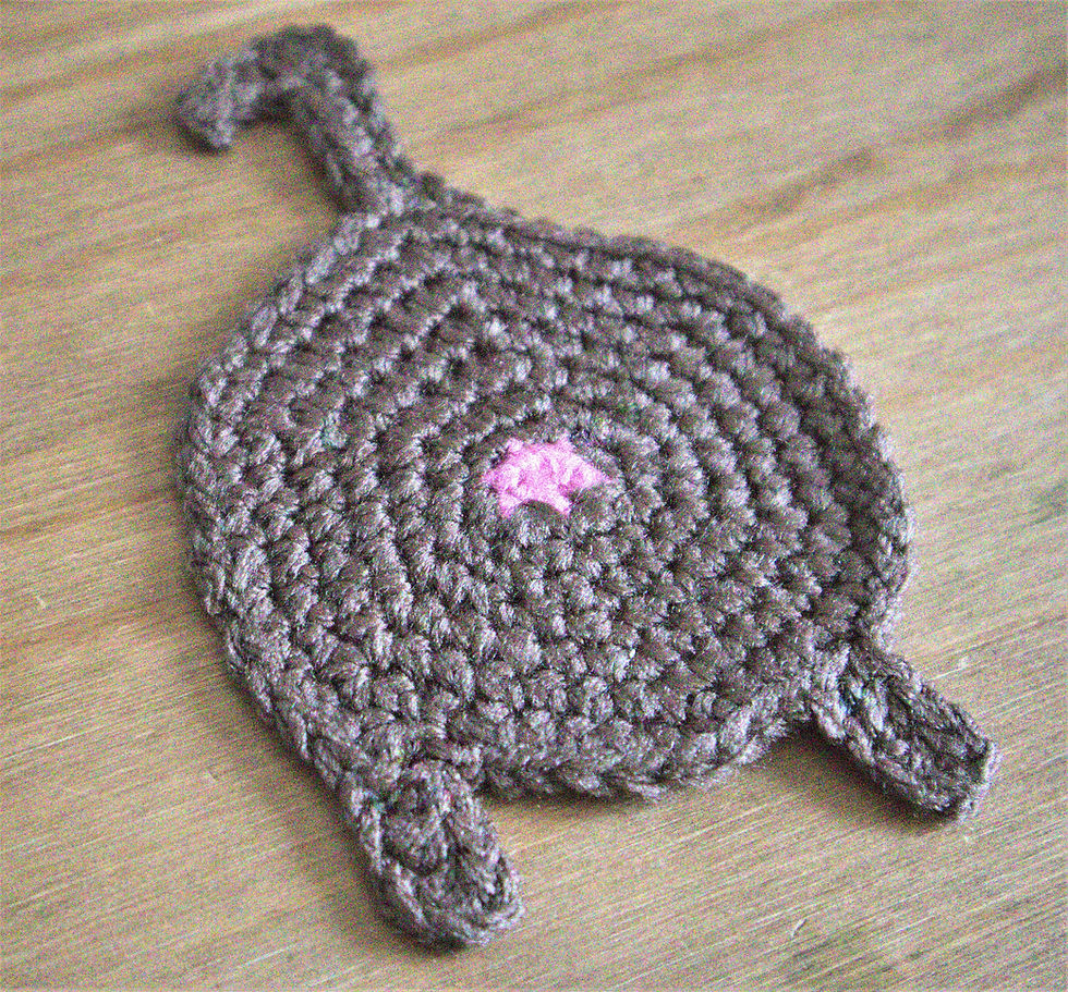 Colourful crochet cat butt coasters made with DK yarn – free crochet pattern